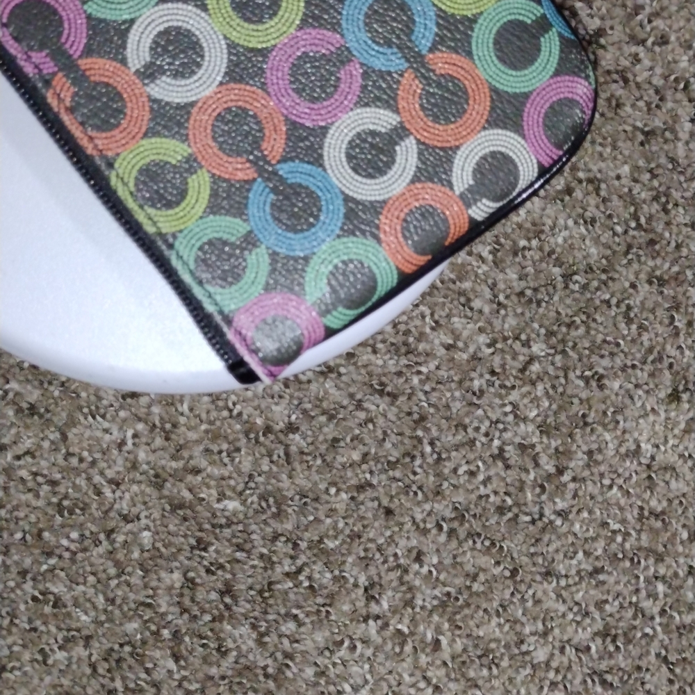 Coach DOTTED "C" Mulitcolor Wristlet NWOT - Picture 8 of 16